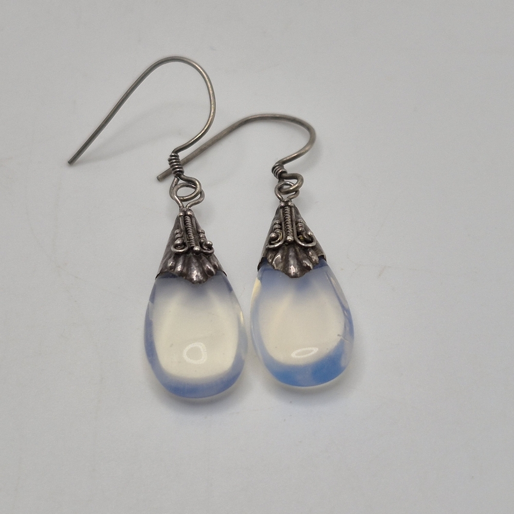 Elegant Sterling Silver & Milky Or Cloudy Opalite! Teardrop Earrings Pierced